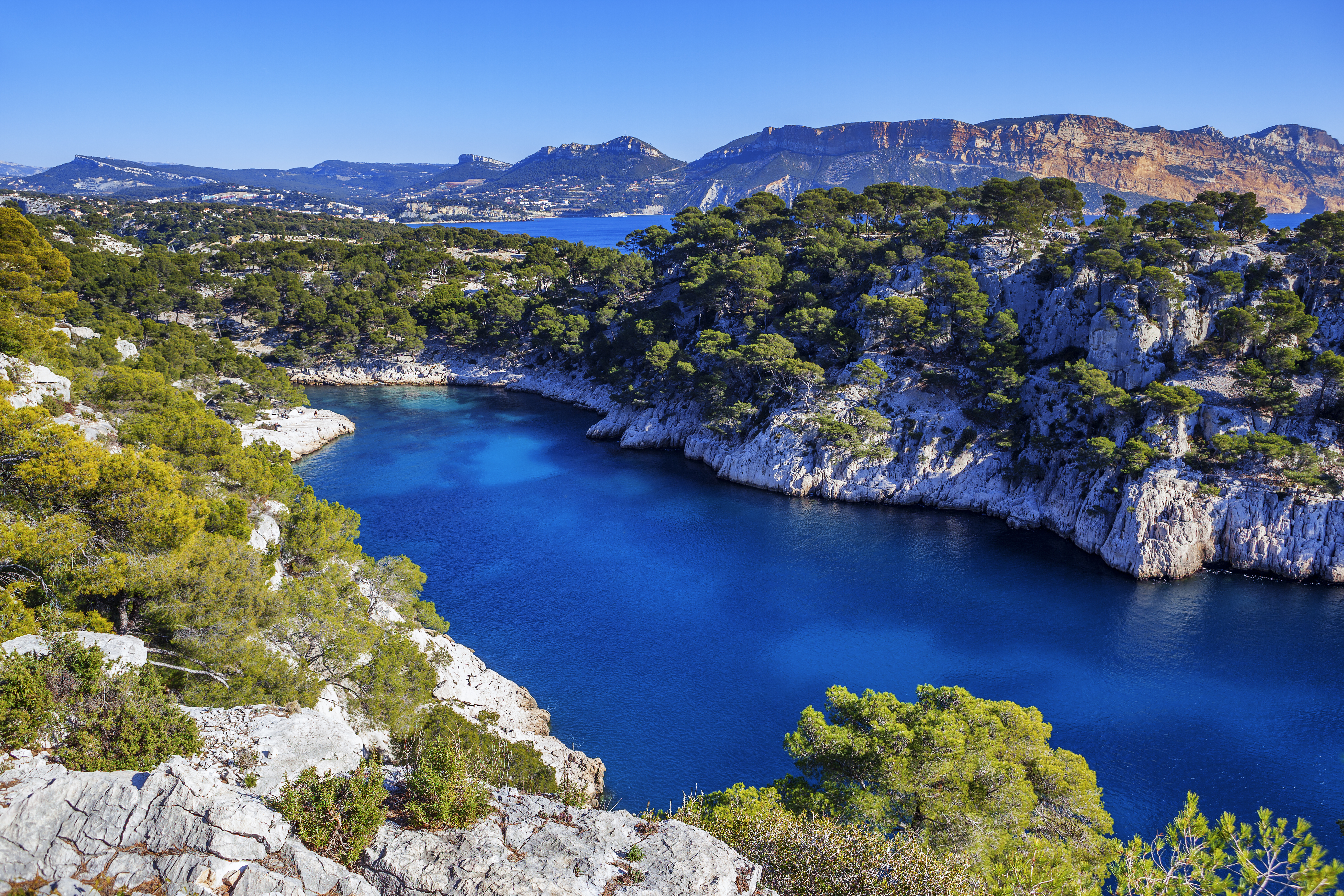 Survol des Calanques de Marseille en avion